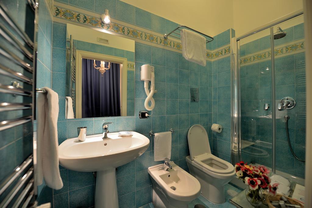 B&B Residenza Via Dei Mille Nápoly Szoba fotó